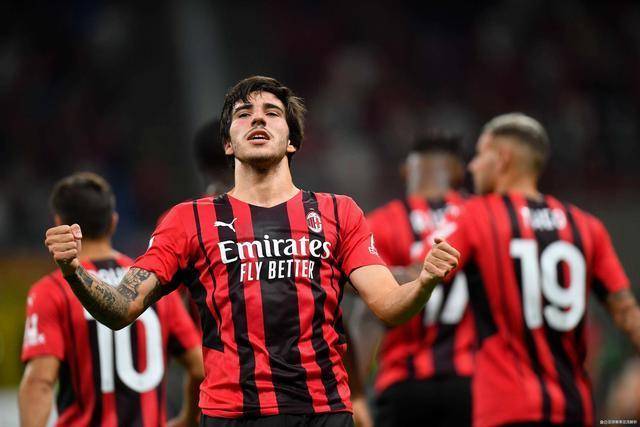 三亚亚沙会开幕式完成最后一次演练 即将拉开大幕三亚亚沙会开幕式完成最后一次演练 即将拉开大幕