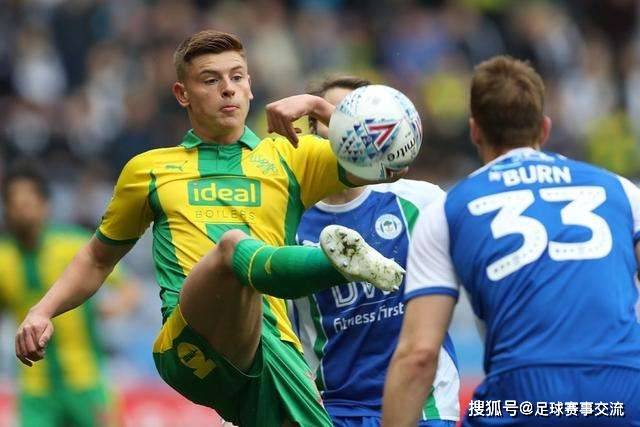 土媒：穆帅致电C罗，询问他是否有意来费内巴切